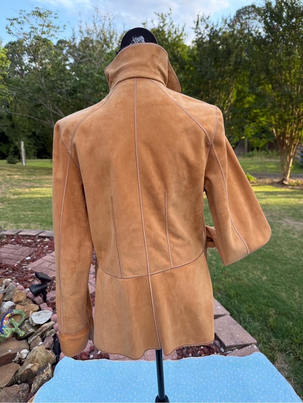 Women’s Tan reversible. Leather and Suede Button-Front Jacket - Picture 5 of 11